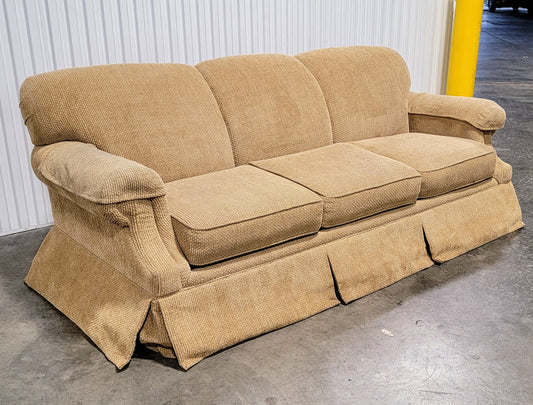 Bassett Full/Queen Sleeper Sofa